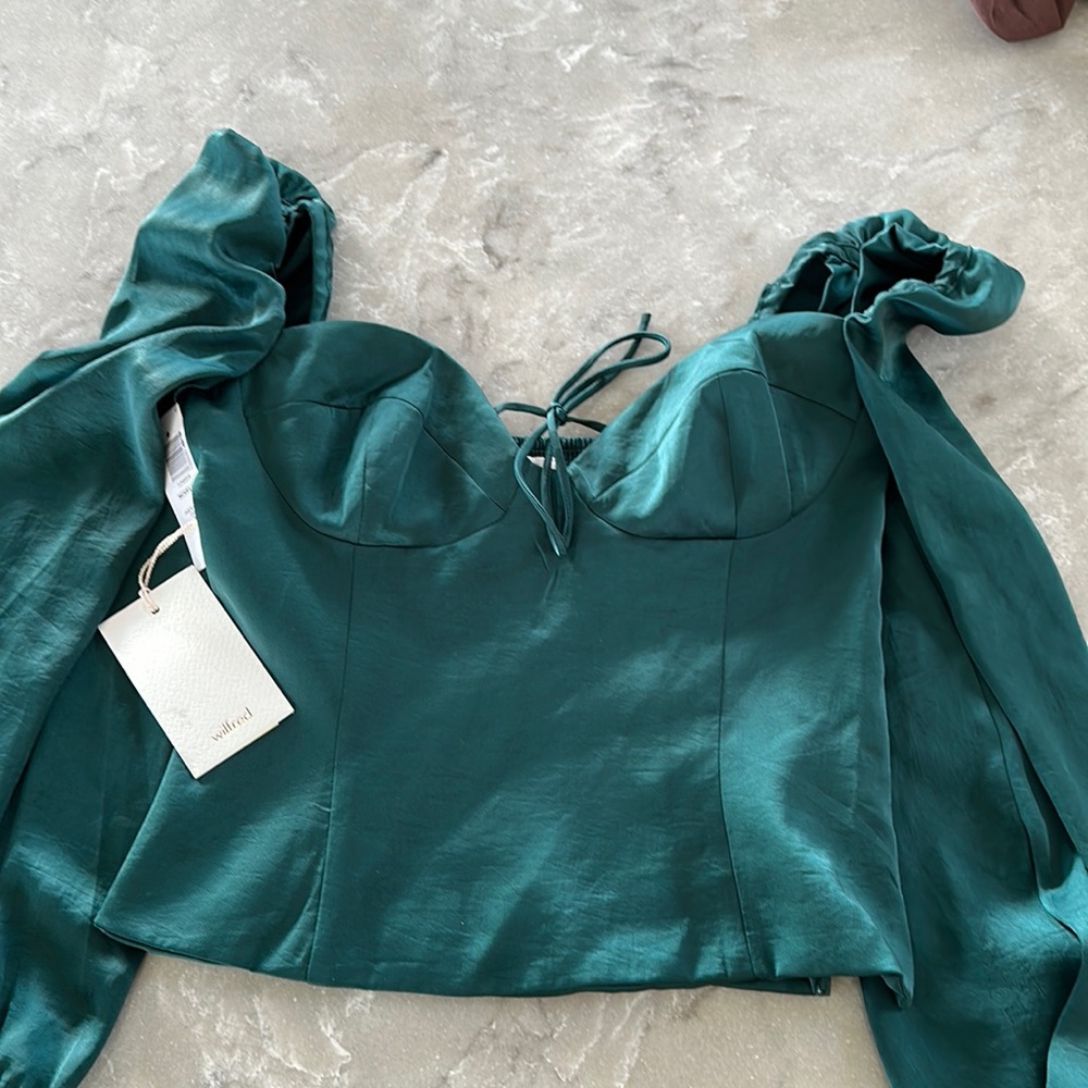 Wilfred Novella Top brand new with tags!!!